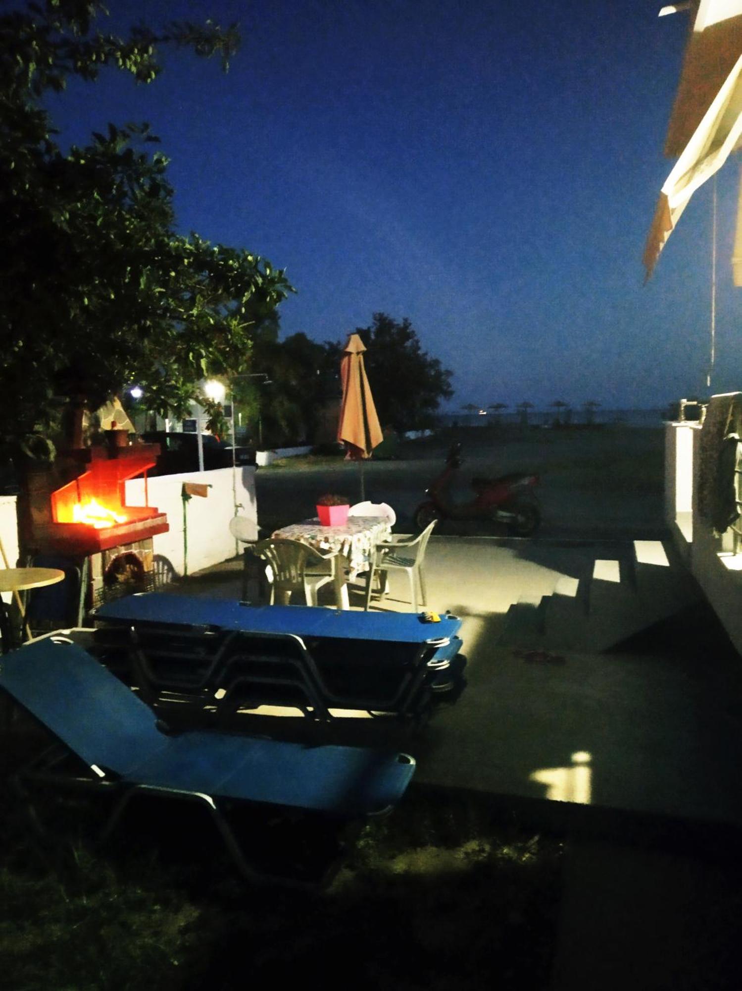 Appartamento Iordanis Nea Karvali Esterno foto